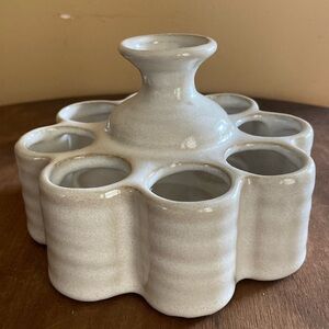 🌺Creative 9 Sections White Round Stonware Vase